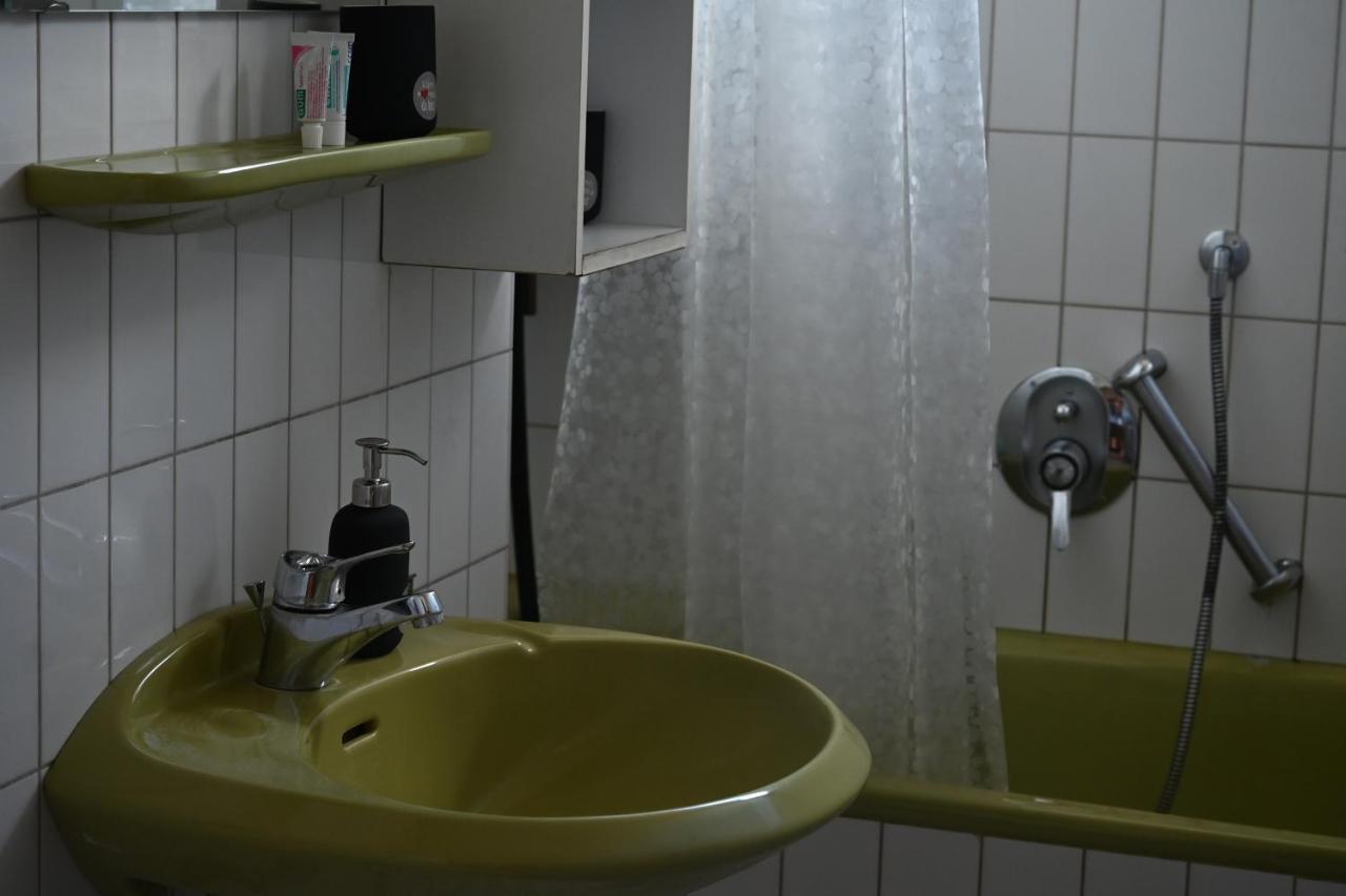 Private Room With Free Parking Koblencja Zewnętrze zdjęcie